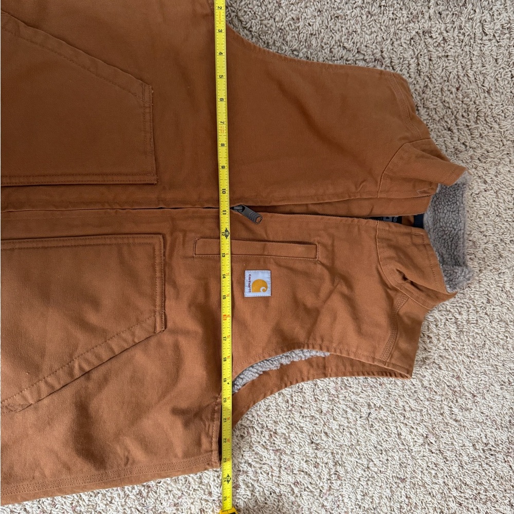 Carhartt men’s Tan Vest - Picture 3 of 4